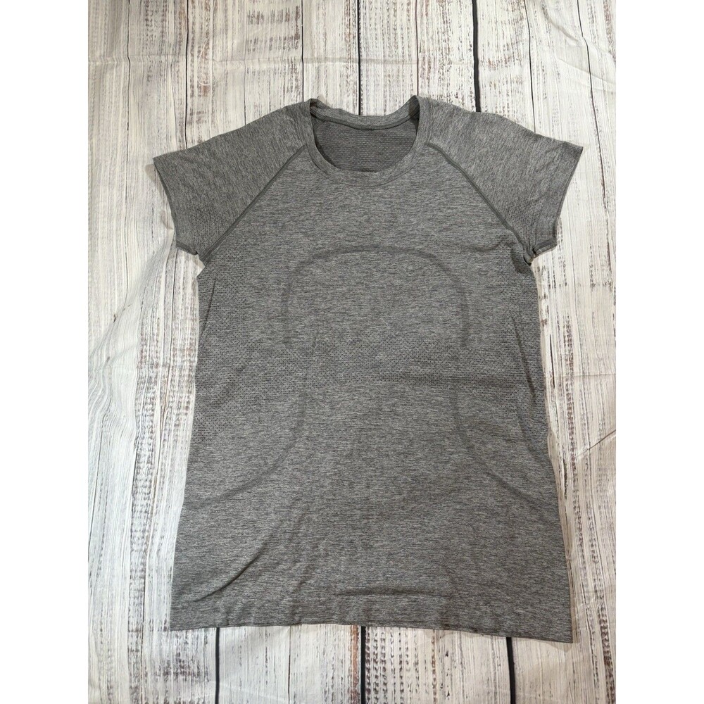 Lululemon Women’s Swiftly Tech Short Sleeve Crew Tee Gray Size 10